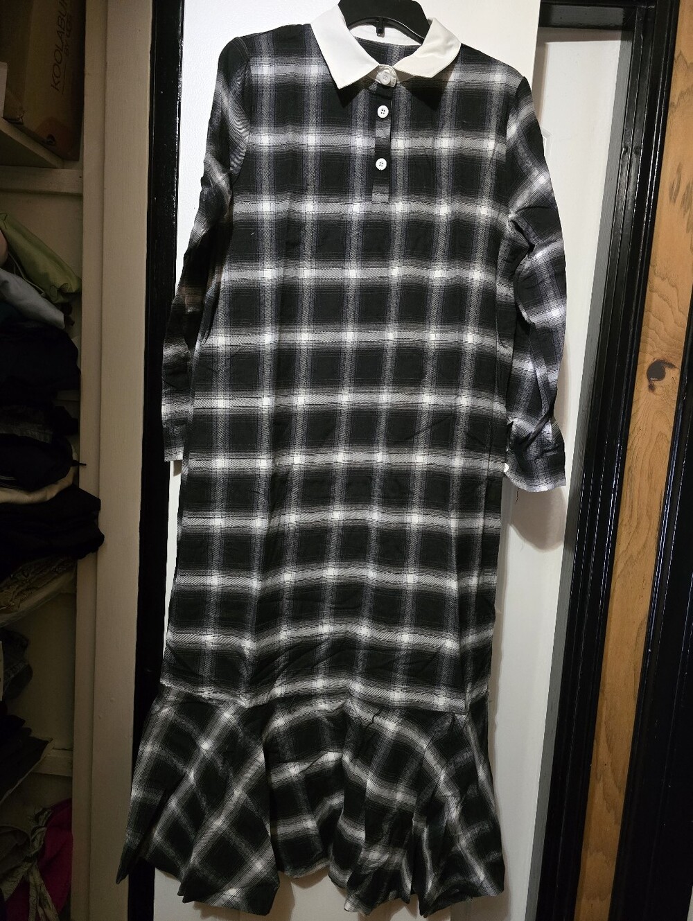 Shein Women's Long Black & White Plaid Long Sleeve Dress W Peter Pan Collar - XL